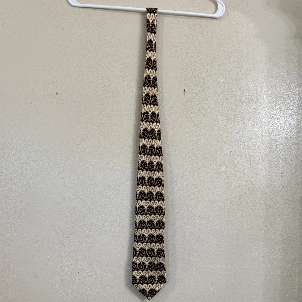 Dona/DonaElegant Paisley Tie in Cream and Brown Hand Made IN ITALY